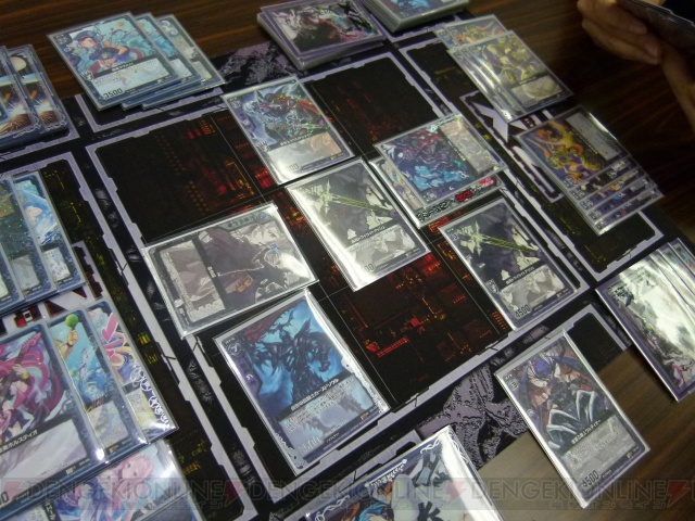 『ゼクス』第5弾ブースター『覇王の凱歌』のカードを使ってイグニッション久保田氏と対戦！ デッキのレシピも掲載（前編）