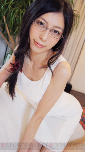セクシー女優・乃亜が赤裸々に自らのゲームライフをつづる、待望の連載コラムがスタート！【乃亜流ゲームコラム 第1回】