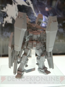 『ガンダム』や『ヤマト2199』『SAO』などのさまざまなアイテムが目白押しだったキャラホビ2013ブースレポをお届け！