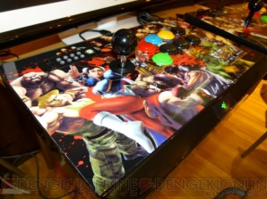 『Razer Atrox Arcade Stick for Xbox 360 Super Street Fighter IV AE Collector’s Edition』
