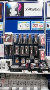開始15分で『艦これ』限定Tシャツは完売!? 『ラブライブ！』ネクタイも大人気のコスパ物販ブースをレポート【TGS2013】