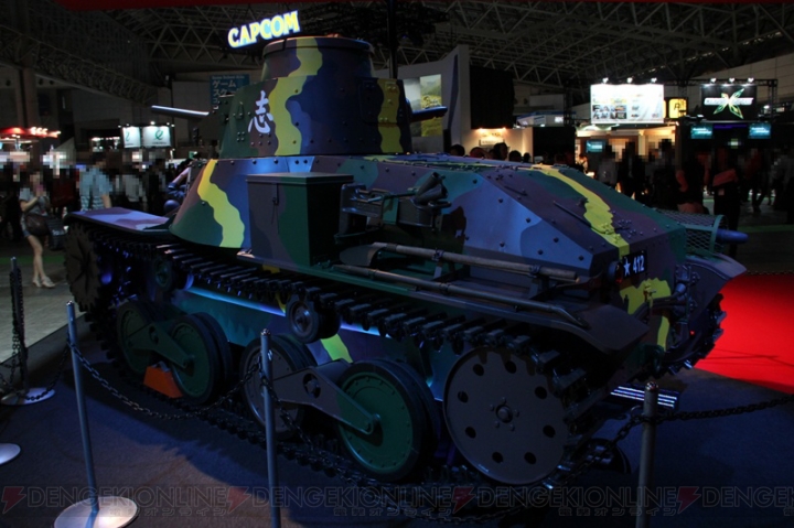 『World of Tanks（ワールド オブ タンクス）』のブースには実物の九五式軽戦車が登場！ Xbox 360版も試遊可能【TGS2013】