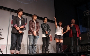 津田健次郎さんも出演した『アサシン クリード4 ブラック フラッグ』スペシャルステージをレポート！ 麻生夏子さんによる実機プレイも