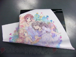 ロロナ、トトリ、メルルの魅力が詰まった『アーランドファンブック』が本日発売！ 岸田メル氏が描く3人娘イラストの超レア付録に注目【電撃PS】