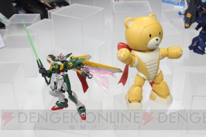 『ラブライブ！』の衣装展示に黒山の人だかりが！ “AnimeJapan 2014”のバンダイナムコブースをレポート