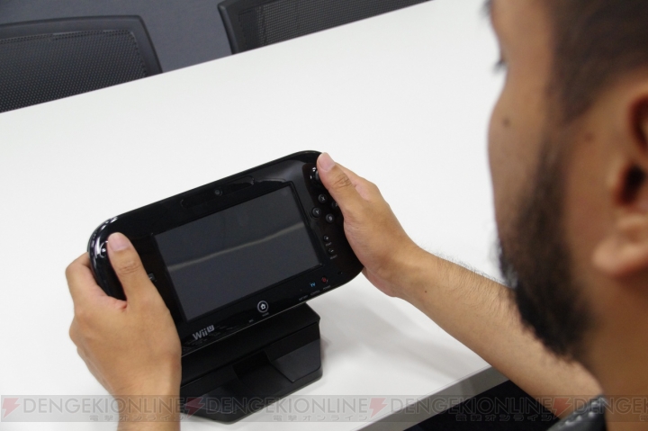 Wii Uのレースゲームに最適なハンドルグリップ ハンドルスタンドが登場 サイバーガジェットから5月28日に発売 電撃オンライン