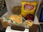 E3取材班の食生活