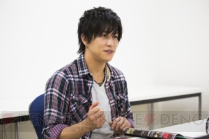 『仮面ライダー バトライド・ウォー2』で鎧武を演じる佐野岳さんへのインタビューを掲載！ あこがれのライダーとゲームで共演