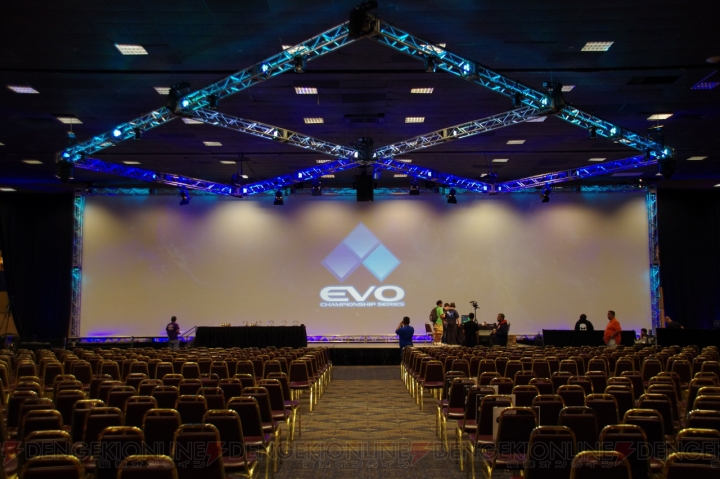 “Evo 2014”最終日・決勝トーナメントがまもなく開幕！ 『ウル4』『BBCP』『UMVC3』などの覇者が本日決定【Evo 2014】