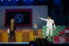 “ダンガンロンパ THE STAGE～希望の学園と絶望の高校生～”