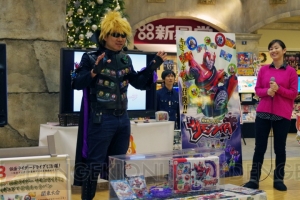 『仮面ライダー サモンライド！』の楽しさを体験できるイベント“フィギュアで召喚キャラバン！ in 神奈川”レポート