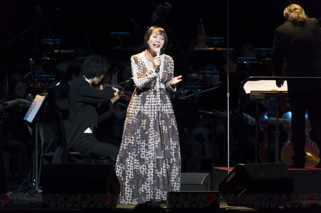 『FF』のコンサートが日本で100回記念凱旋公演！ 白鳥英美子さんが15年前と変わらぬ歌声を披露