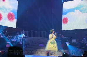 “花澤香菜 live 2015 Blue Avenue”