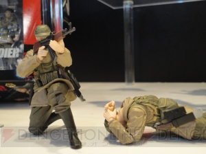 【ワンフェス2015夏】海洋堂ブースではダンボーや『血界戦線』の新作フィギュアなどが大量展示