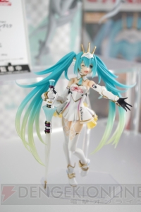 初音ミクを取り巻く今がココに！ “マジカルミライ2015”企画展の様子をフォトレポート