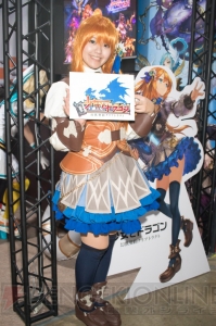 イベントを華やかに彩るコンパニオンさんの写真をお届け【TGS2015】