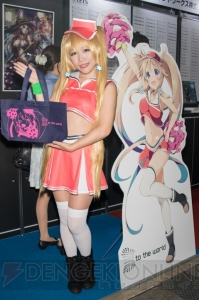 イベントを華やかに彩るコンパニオンさんの写真をお届け【TGS2015】