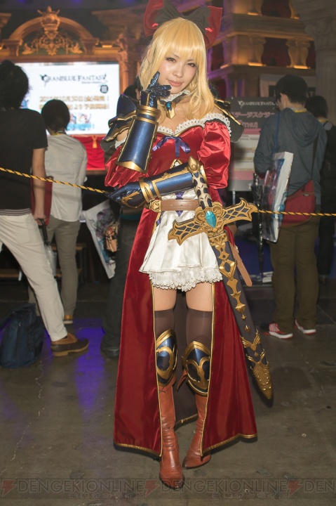 イベントを華やかに彩るコンパニオンさんの写真をお届け【TGS2015】