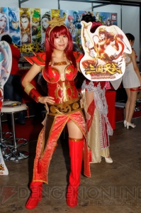 イベントを華やかに彩るコンパニオンさんの写真をお届け【TGS2015】