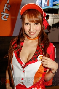 イベントを華やかに彩るコンパニオンさんの写真をお届け【TGS2015】