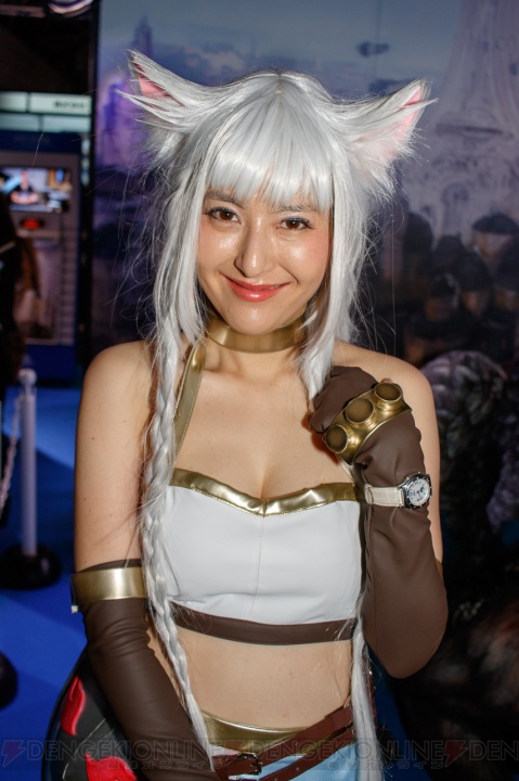 イベントを華やかに彩るコンパニオンさんの写真をお届け【TGS2015】