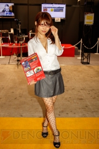 イベントを華やかに彩るコンパニオンさんの写真をお届け【TGS2015】