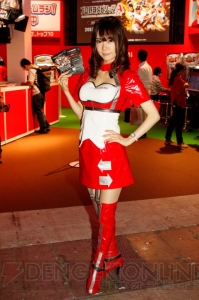 イベントを華やかに彩るコンパニオンさんの写真をお届け【TGS2015】