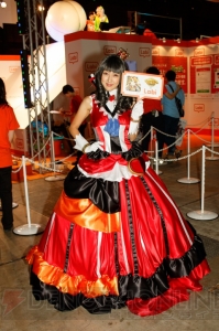 イベントを華やかに彩るコンパニオンさんの写真をお届け【TGS2015】