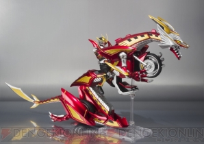 仮面ライダー龍騎』ドラグランザーが全長45cmでアクションフィギュア化。モンスター＆バイクモードに変形可能 - 電撃オンライン