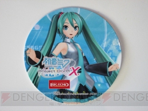 初音ミク仕様のルームがビッグエコーに登場！ 大迫力のプロジェクター映像などをフォトレポートでお届け