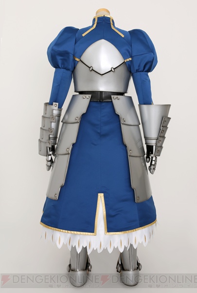 『Fate/stay night』セイバーのドレスや甲冑は10万円台の超本格派。コスパティオ本店でサンプル展示中