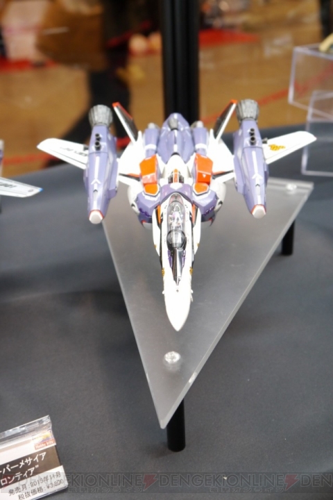 【ワンフェス速報】マクロスさんかっけーブースでは“VF-31 ジークフリード”などが展示