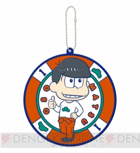 『おそ松さん』描き下ろしイラストの松型プレートや推し松タオル、顔型ぬいぐるみなどプライズ品が続々登場