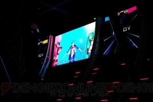 東京ジョイポリスが『初音ミク Project DIVA X』色に！ ライブイベントやコラボメニューをフォトレポート