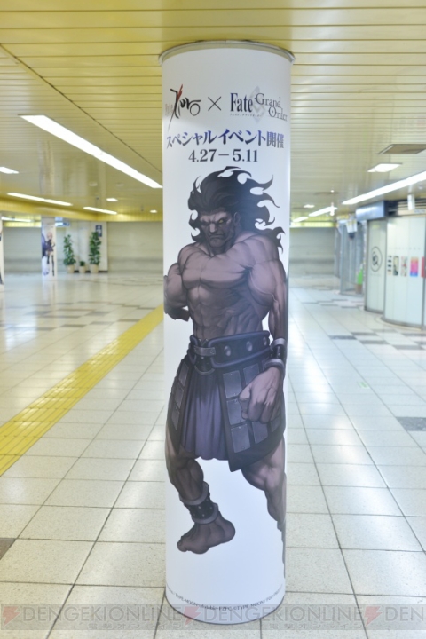 『FGO』東京メトロ新宿西口通路にサーヴァントが現界。30騎ぶんの柱巻き広告を全掲載！