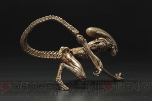 『エイリアン3』よりドッグエイリアンのフィギュアが登場！ 黒光りする光沢や筋肉質な脚を精密に再現