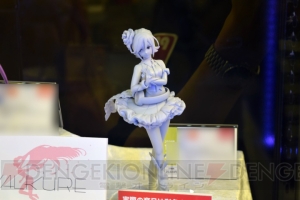 【第44回プライズフェア】『マクロスΔ』や『おそ松さん』銭湯フィギュアなどが登場したバンプレストブース