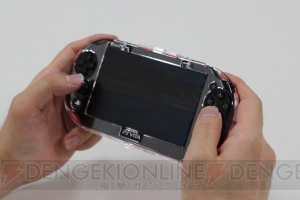 【ハード番長】PS Vitaを横からのぞかれなくなる『プライバシープロテクトケース』の使用感をチェック