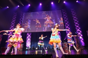 『プリパラ』ライブは会場全員でかしこまっ！ 最新情報も公開されたイベントの様子をお届け