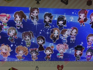 『デレステ』に染まる新宿駅の模様をお届け。ここでしか見られない展示の数々に注目