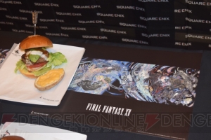 スクウェア・エニックス カフェの『FFXV』コラボメニューや店内の様子を紹介。扇子など限定グッズも多数登場