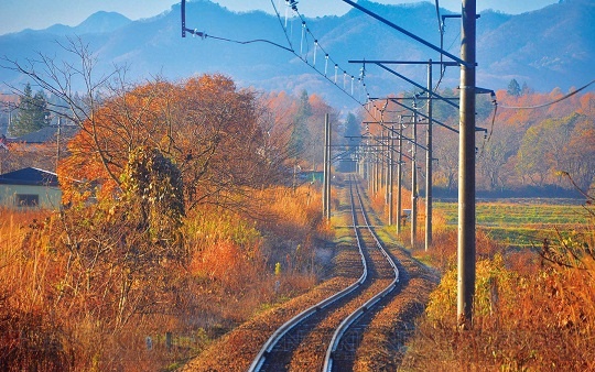 福島県の会津鉄道を3DSで運転できる。絶景では徐行するなど、乗客の乗りごこちを考えるユニークなモードも