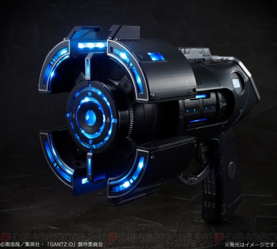 GANTZ：O』の武器・Xガンが1/1スケールで登場。トリガーを引くと銃身が 