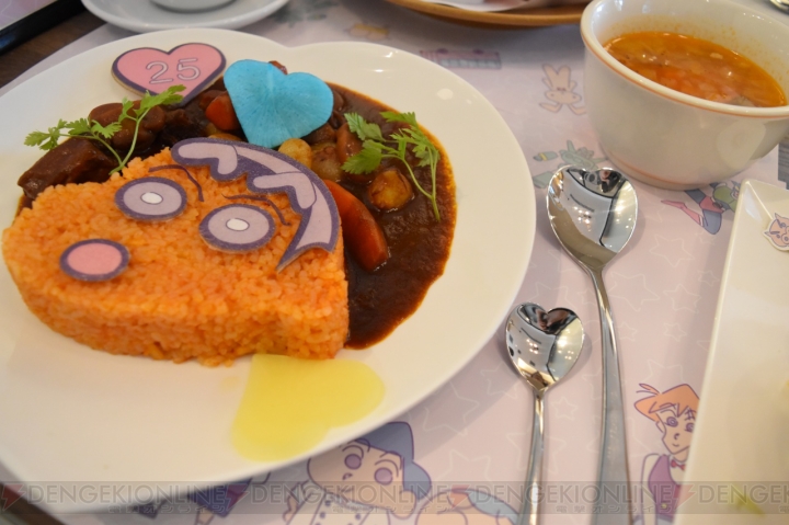 ゆめかわな、かすかべ防衛隊がお出迎え！ 『クレヨンしんちゃん』カフェ「ビストロ オラマチ」に行ってきたゾ  