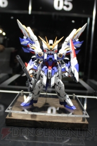 『鉄血のオルフェンズ』や『サンダーボルト』の新作が展示されたガンプラEXPO 2016をレポート