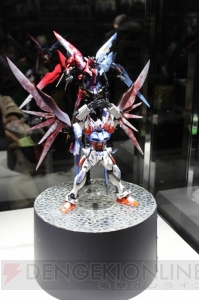 『鉄血のオルフェンズ』や『サンダーボルト』の新作が展示されたガンプラEXPO 2016をレポート