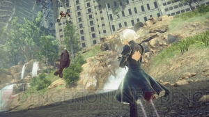 『NieR：Automata』のセーブは自動販売機で行う!? 新フィールド“遊園地廃虚”などにも迫る