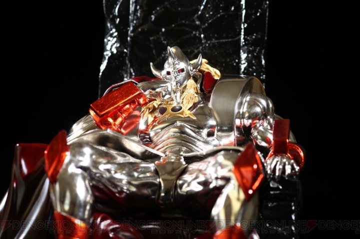 『キン肉マン』プラチナ箔を全面に施した悪魔将軍フィギュアが325,000円＋税で登場