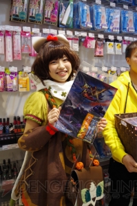 『MHXX』発売を200人のファンと開発と井上さんらがお祝い！ ALOOKとのコラボでは6モンスターのメガネが発売