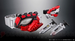 『仮面ライダーアマゾンズ』ネオ＆ニューオメガへの変身ベルトはインジェクターを注入するギミックを再現